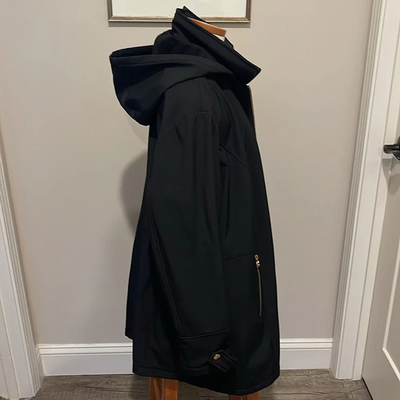 Michael Kors - Hooded Black Jacket With Gold Zipper - Size 1X - Gently Used!! - Picture 7 of 15